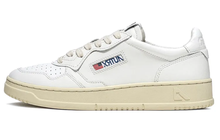 Autry Medalist Leather Low sneakers, white