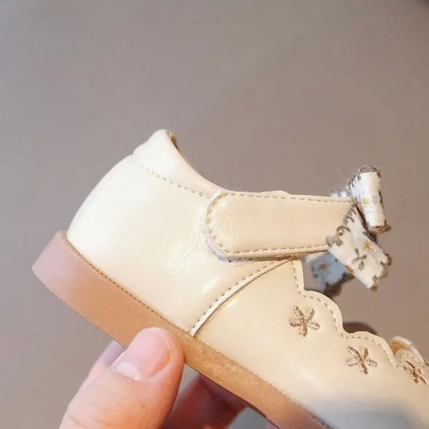 Embroidered Floral Bow Princess Shoes
