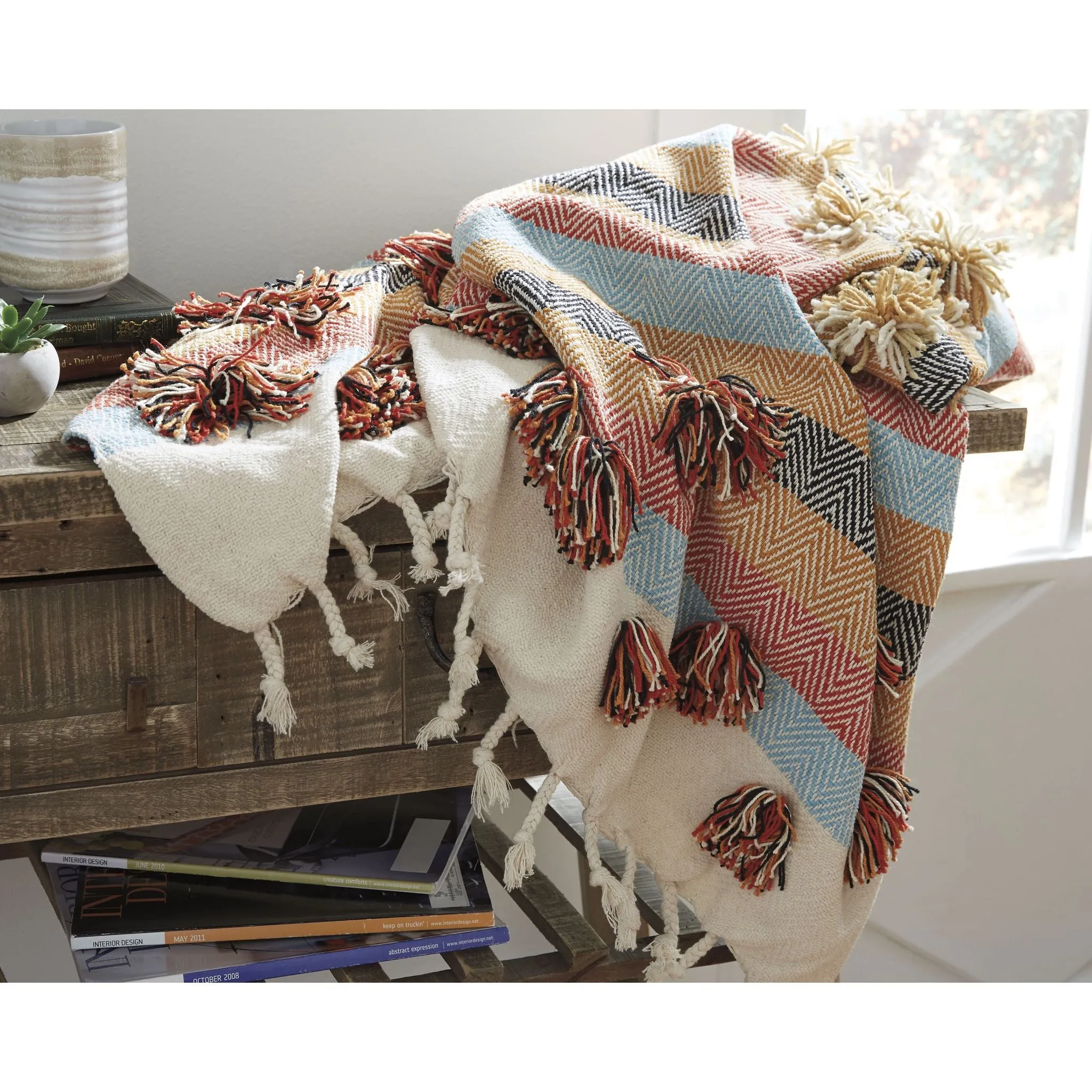 Jacinta Throw