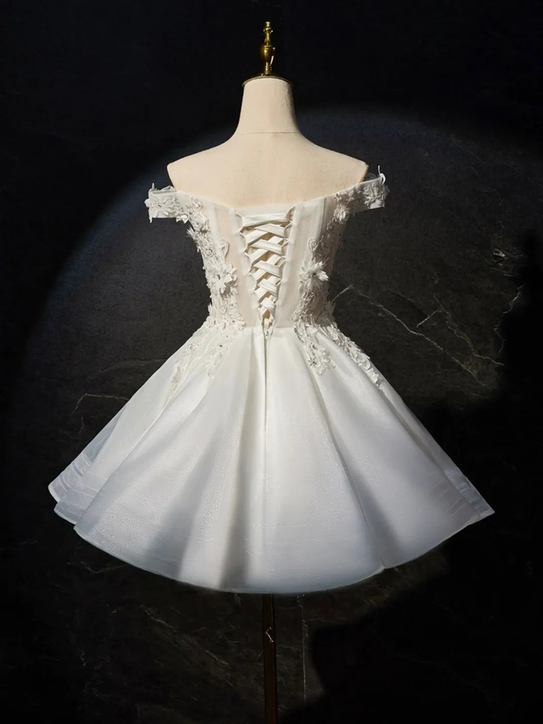 White Flowers Lace Short Prom Dress Lovely A-Line Evening Party Dress