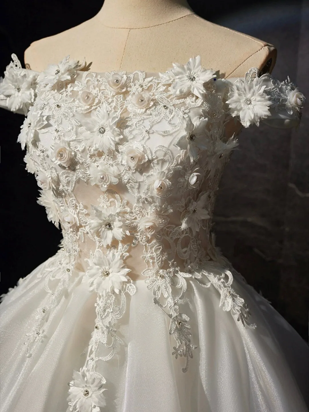 White Flowers Lace Short Prom Dress Lovely A-Line Evening Party Dress